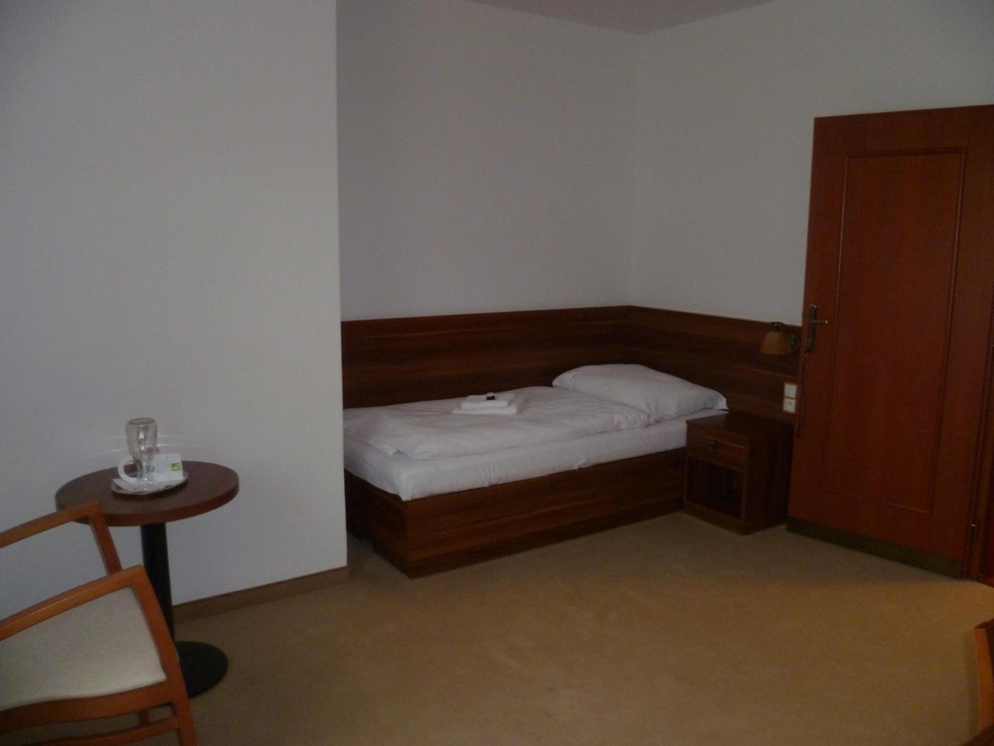 Hostinec U Hubálků Kostelec nad Orlicí Camera foto