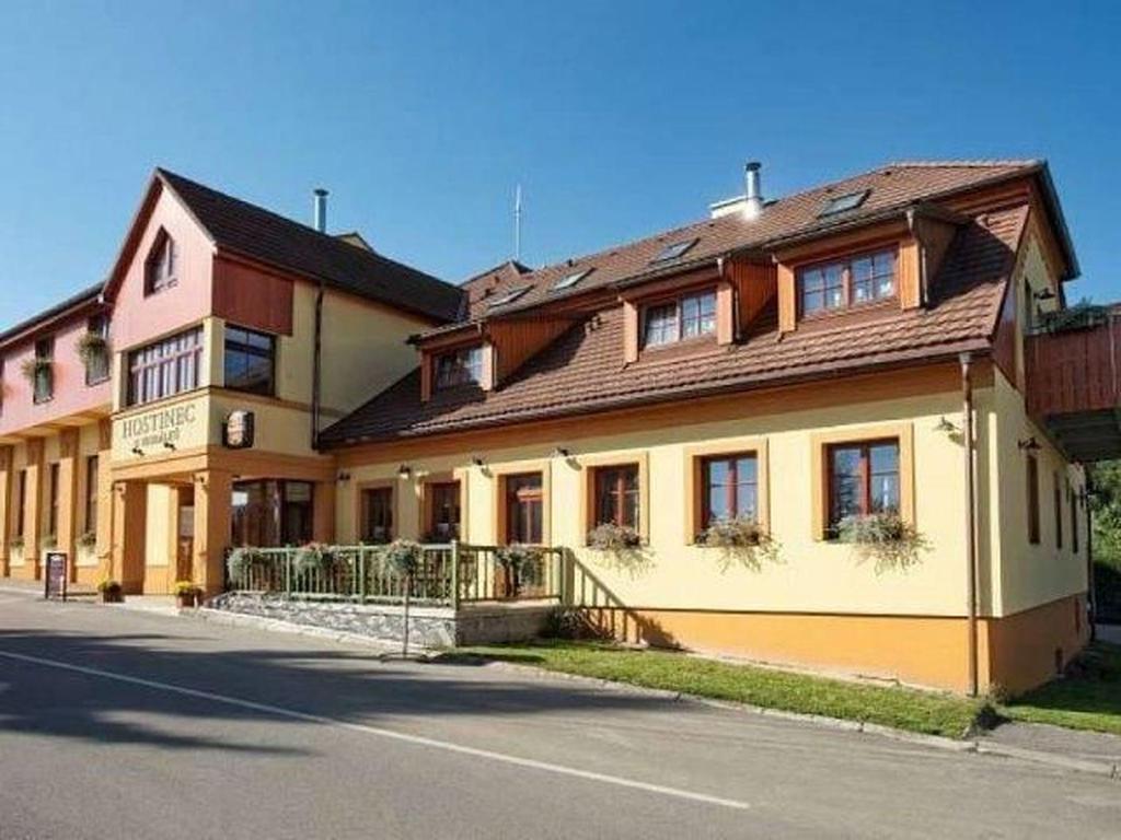 Hostinec U Hubálků Kostelec nad Orlicí Esterno foto